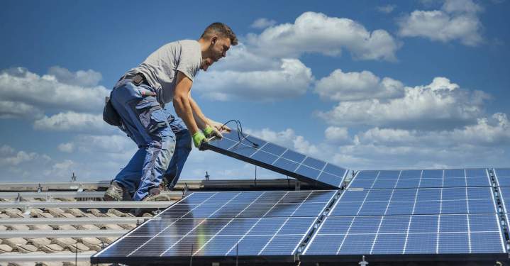 Installation panneaux photovoltaïques réussie Manosque